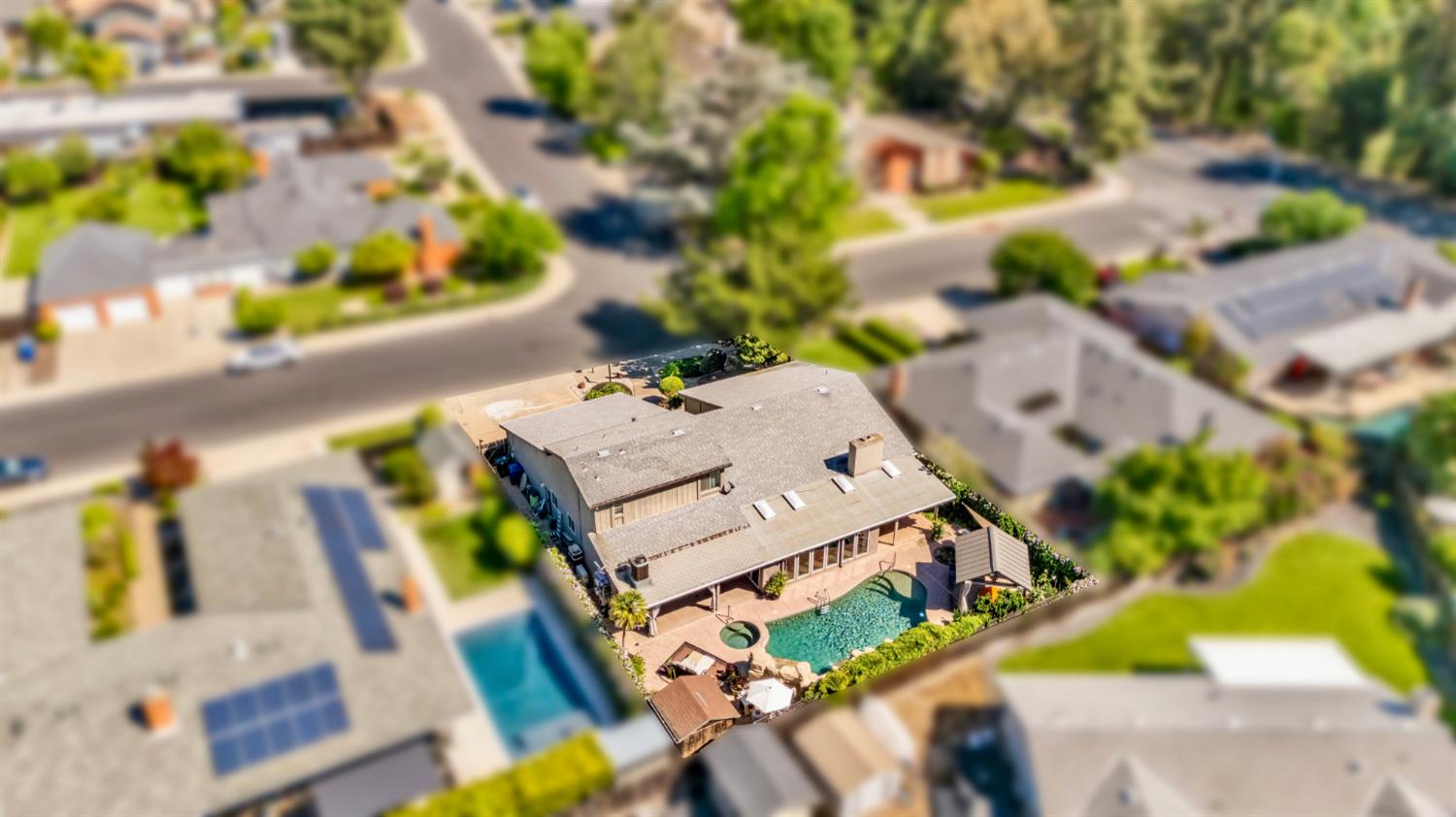 1109 Springcreek Dr, Modesto, CA 95355