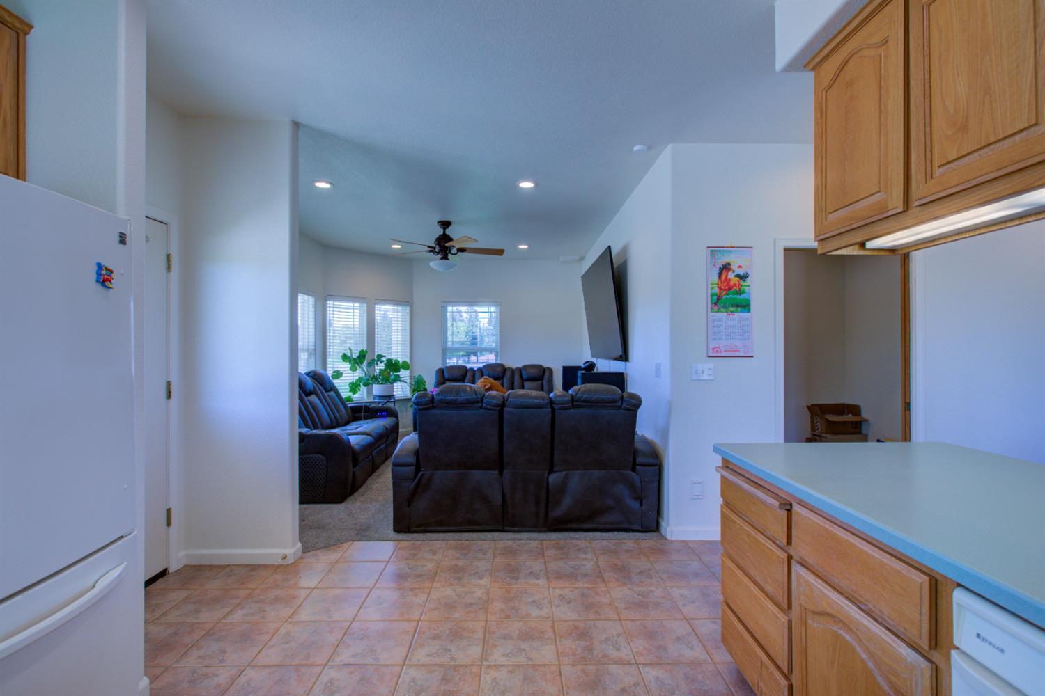 9681 Wamble Rd, Oakdale, CA 95361