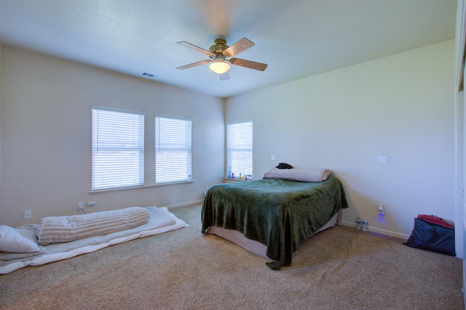 9681 Wamble Rd, Oakdale, CA 95361