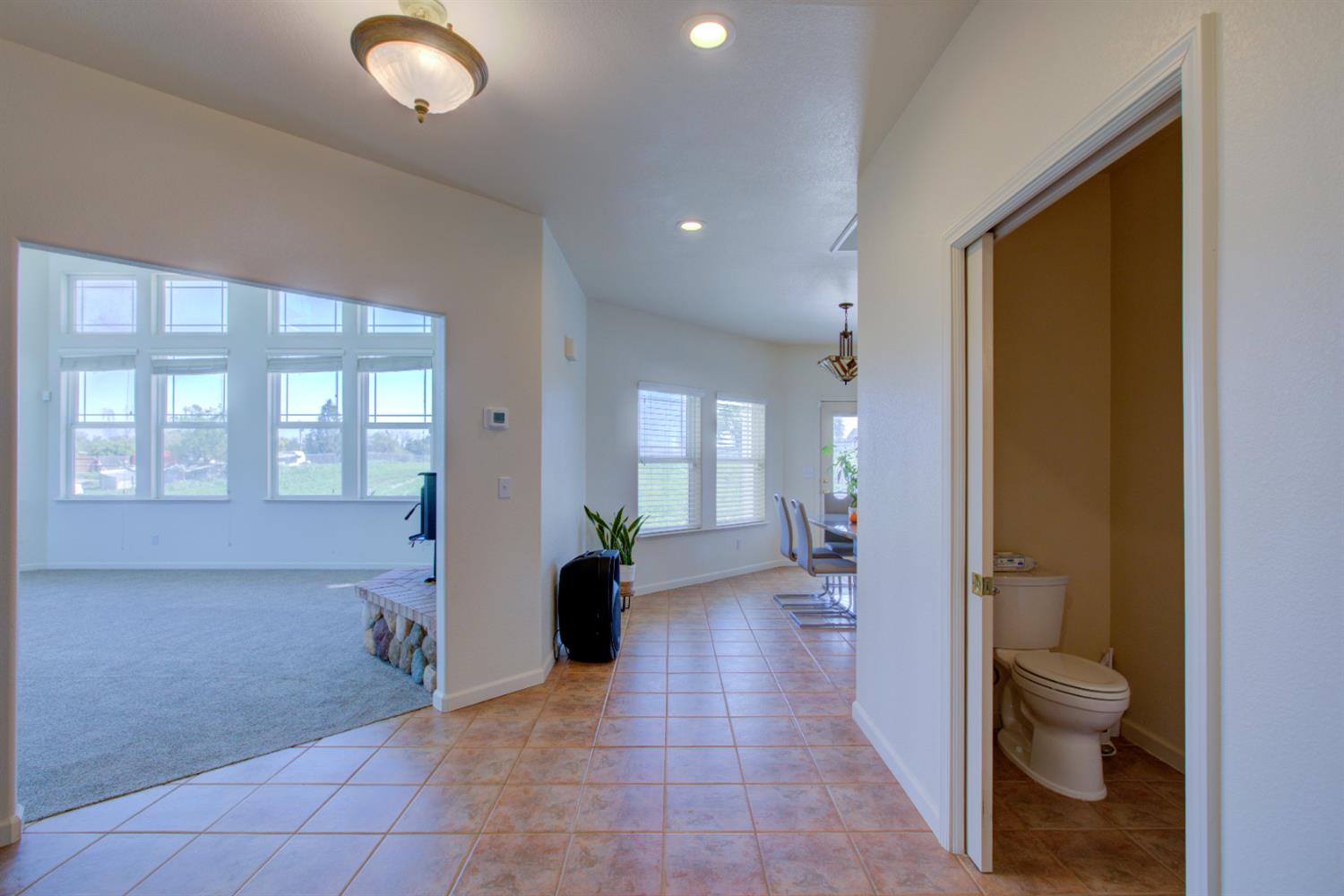 9681 Wamble Rd, Oakdale, CA 95361