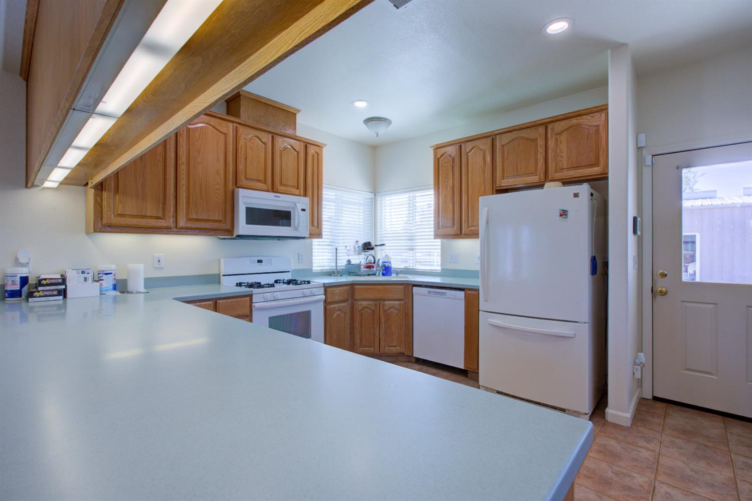 9681 Wamble Rd, Oakdale, CA 95361