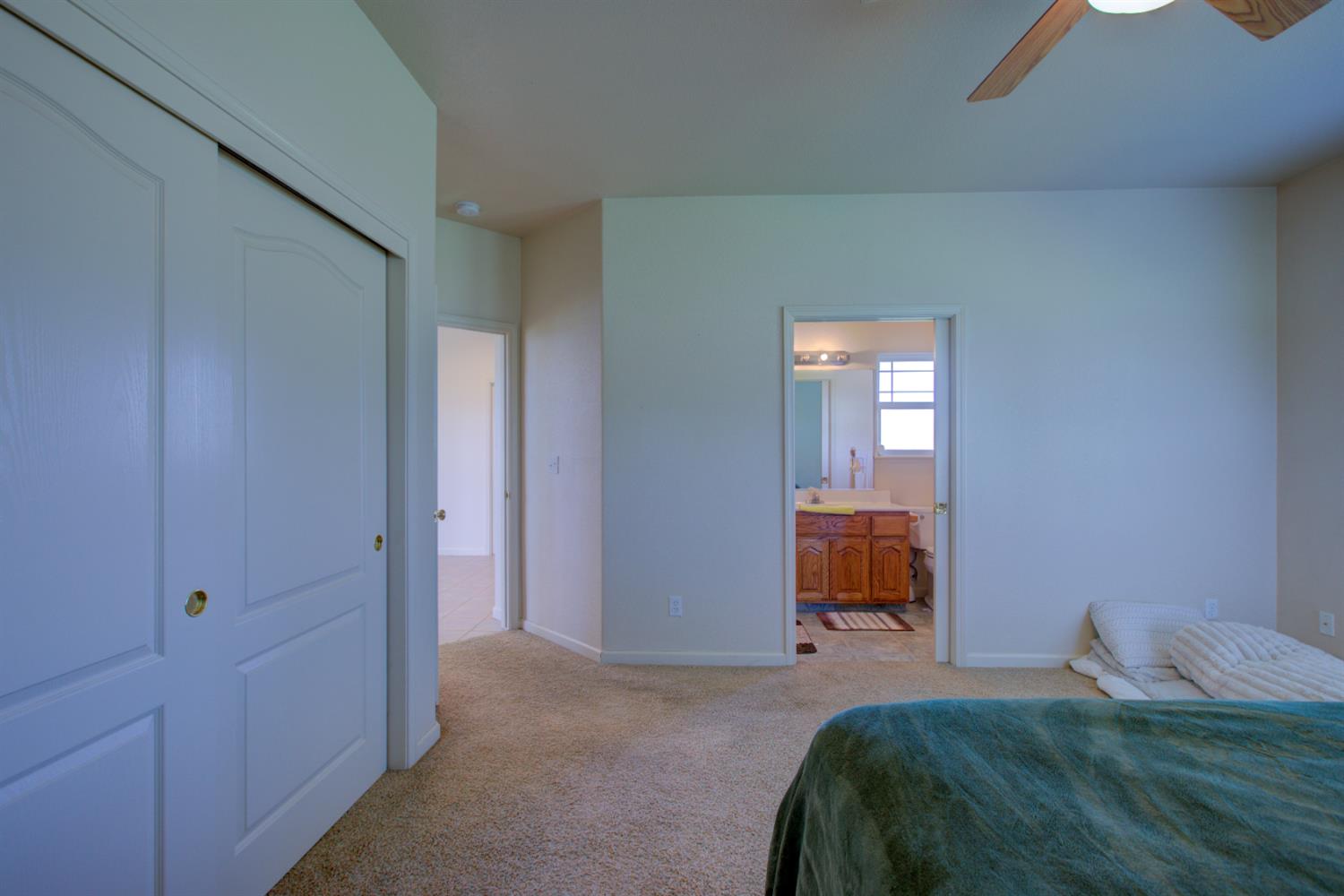 9681 Wamble Rd, Oakdale, CA 95361