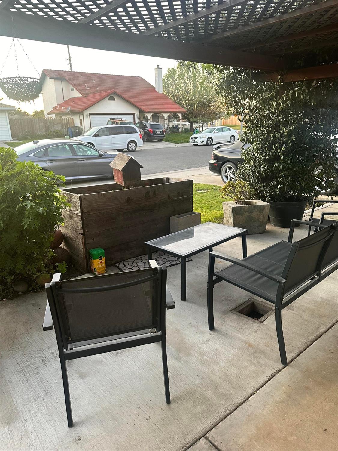 3608 Cassie Ln, Ceres, CA 95307