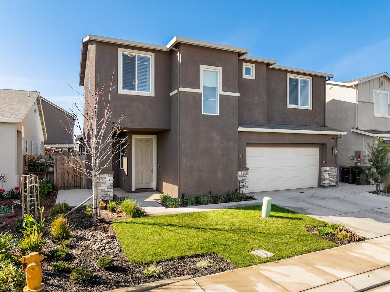 292 Postma St, Manteca, CA 95337