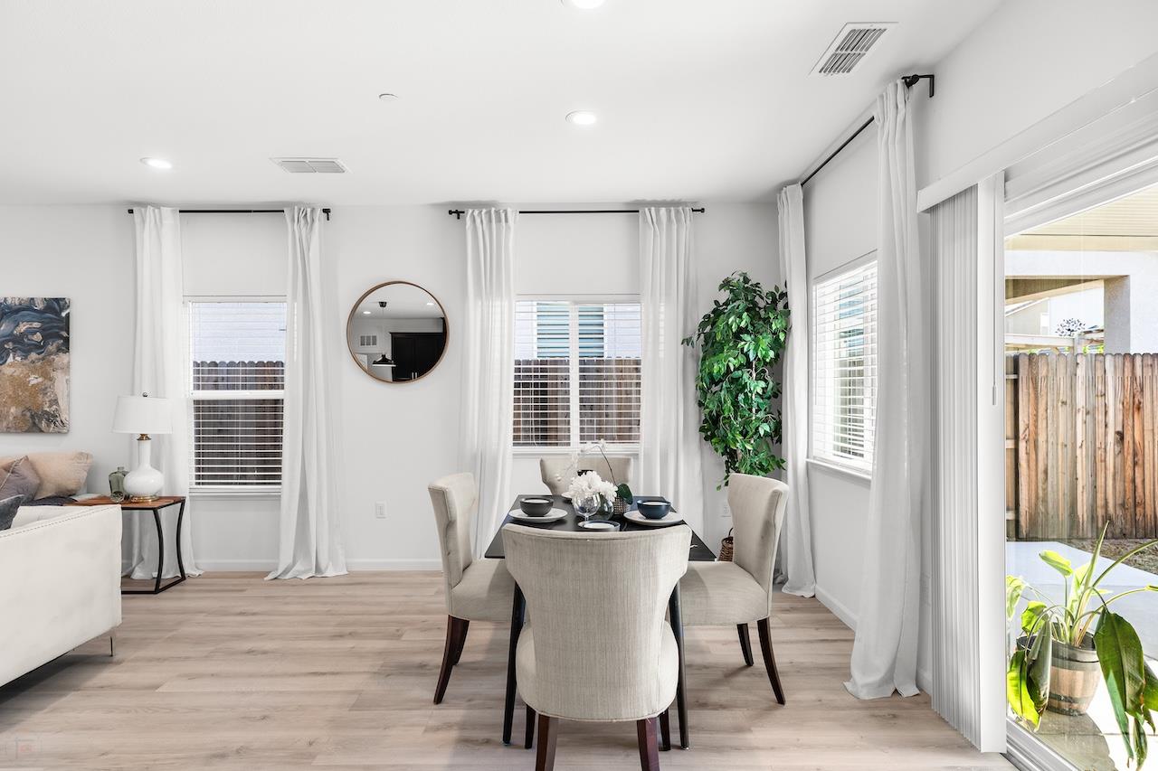 292 Postma St, Manteca, CA 95337