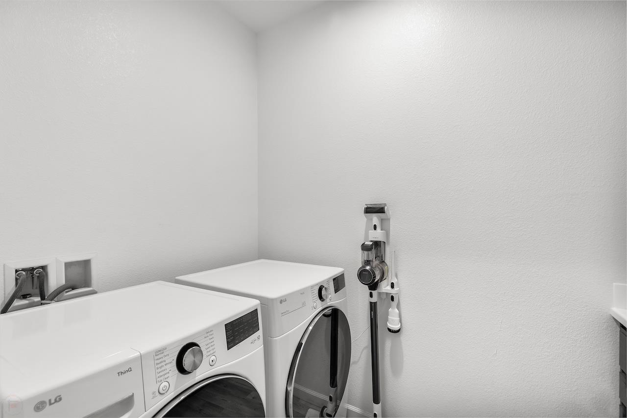 292 Postma St, Manteca, CA 95337