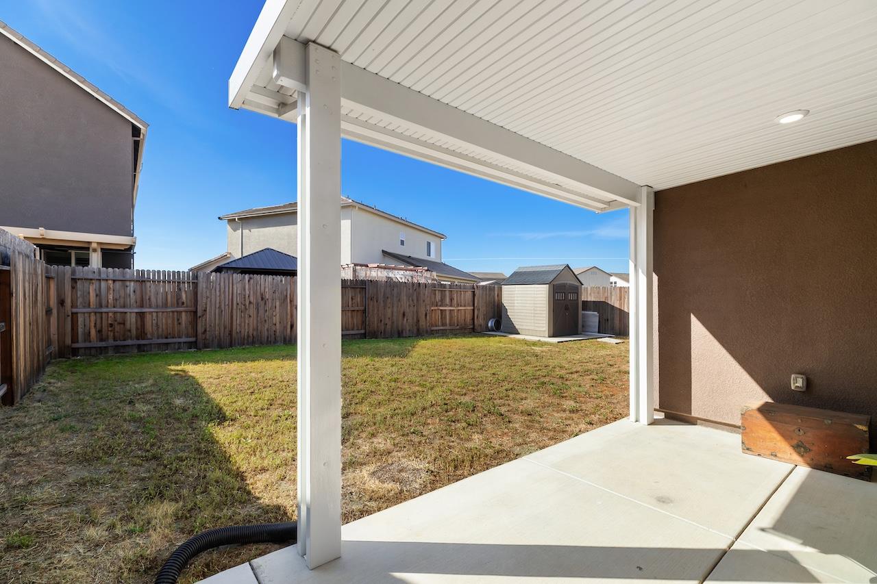 292 Postma St, Manteca, CA 95337