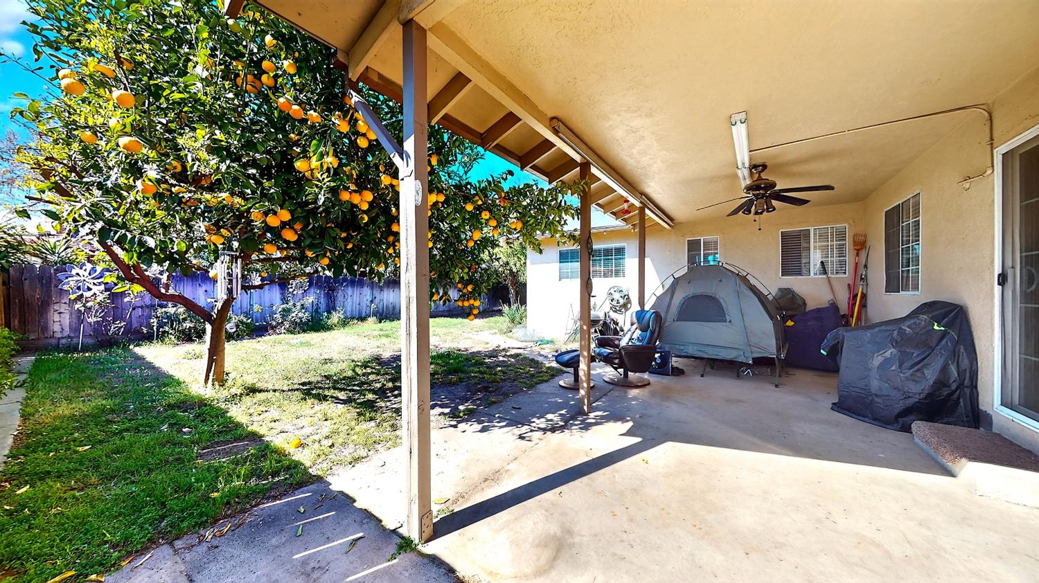 2140 Rochelle Ave, Turlock, CA 95382