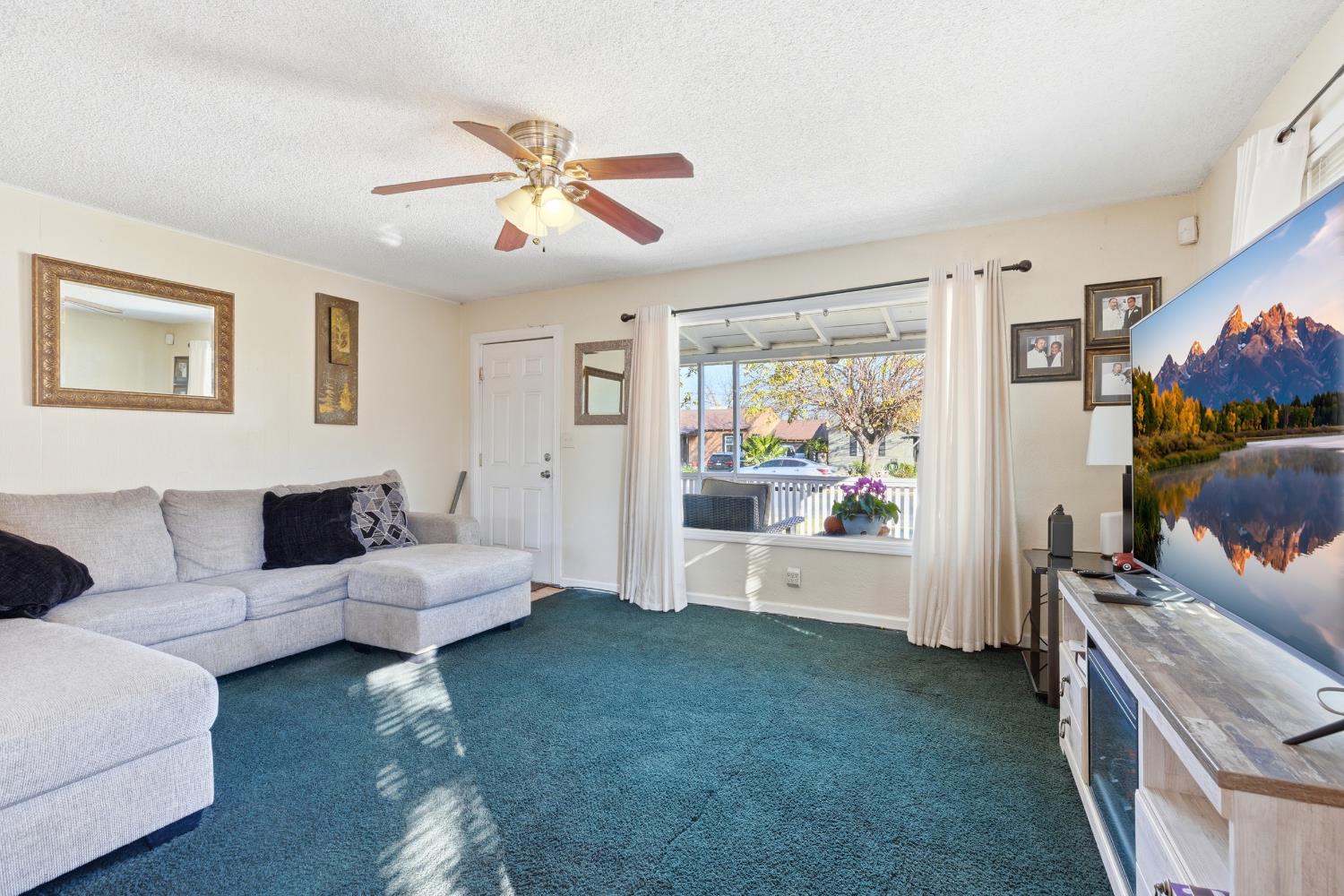 309 San Juan Dr, Modesto, CA 95354