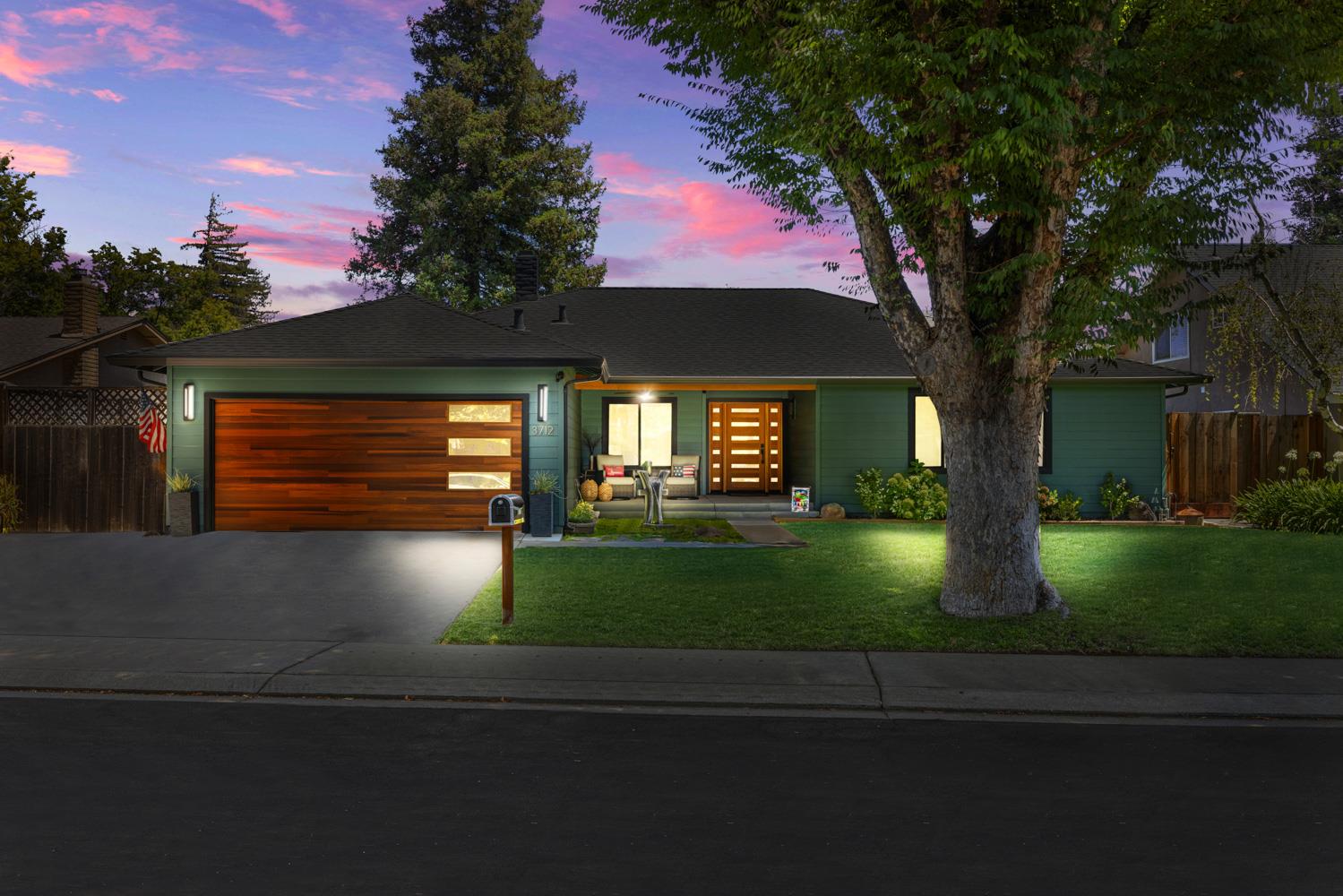 3712 Corte Madera Ave, Modesto, CA 95356