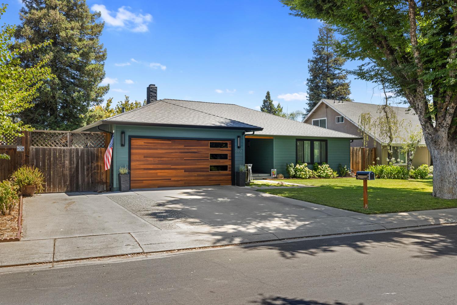 3712 Corte Madera Ave, Modesto, CA 95356