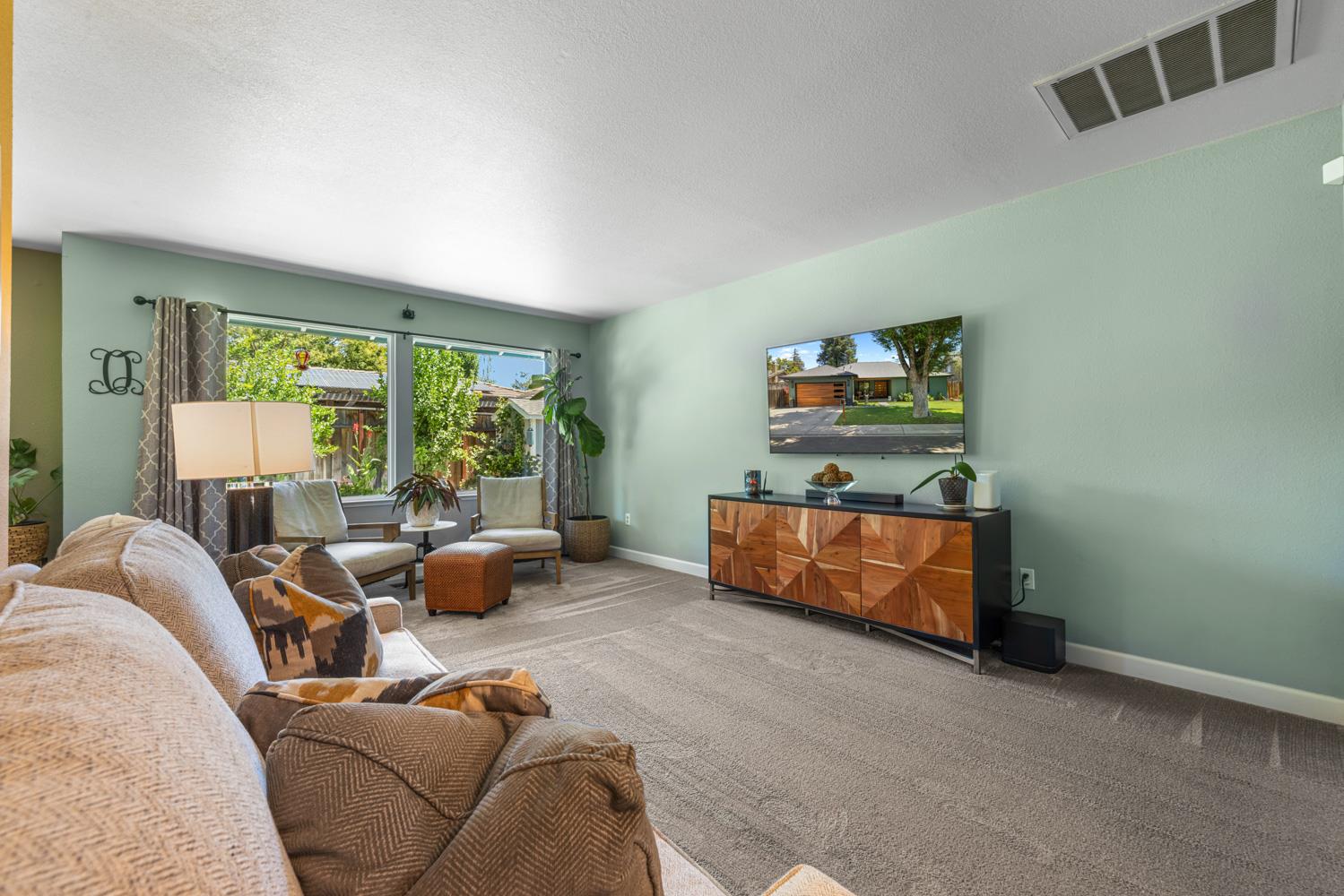 3712 Corte Madera Ave, Modesto, CA 95356