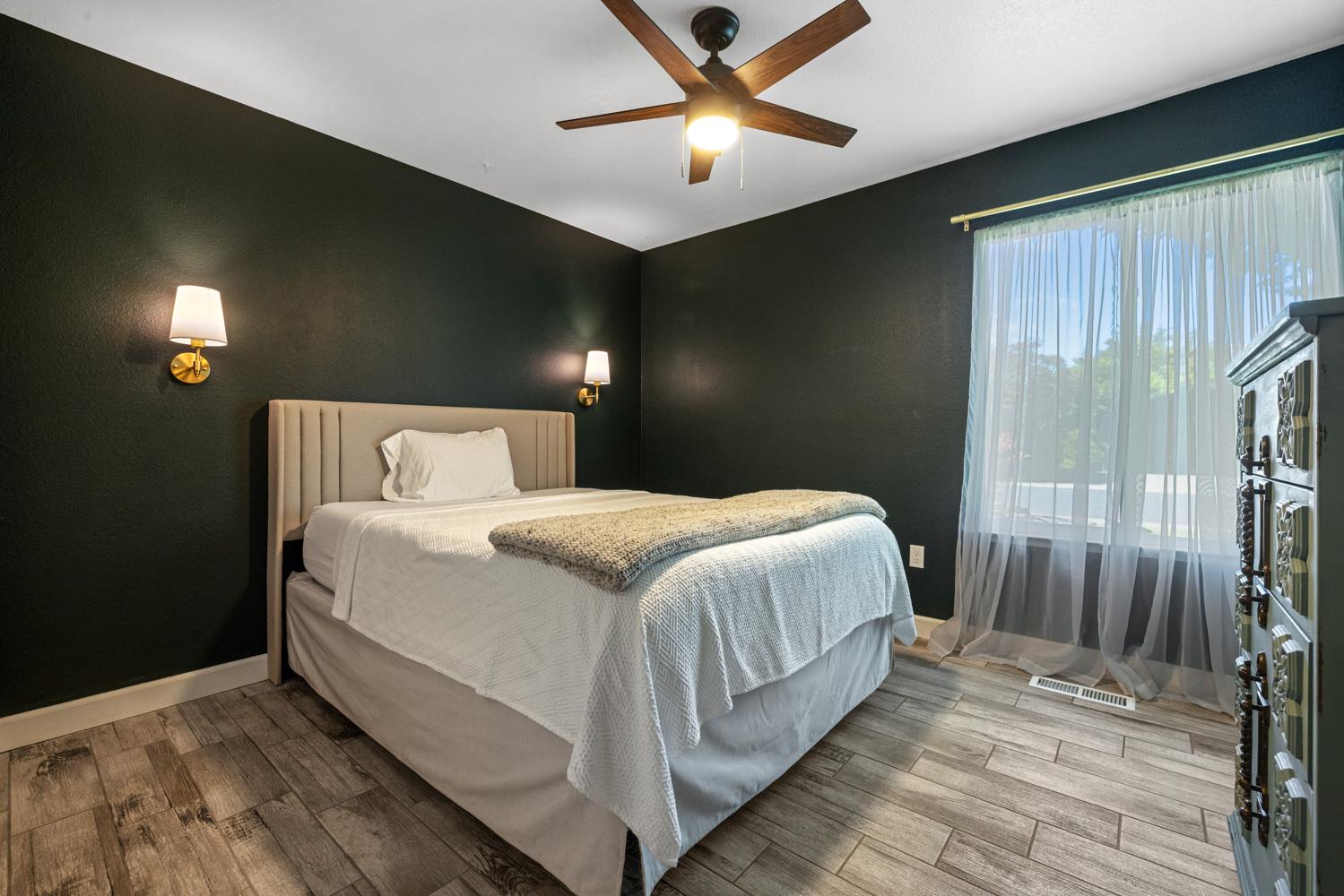 3712 Corte Madera Ave, Modesto, CA 95356