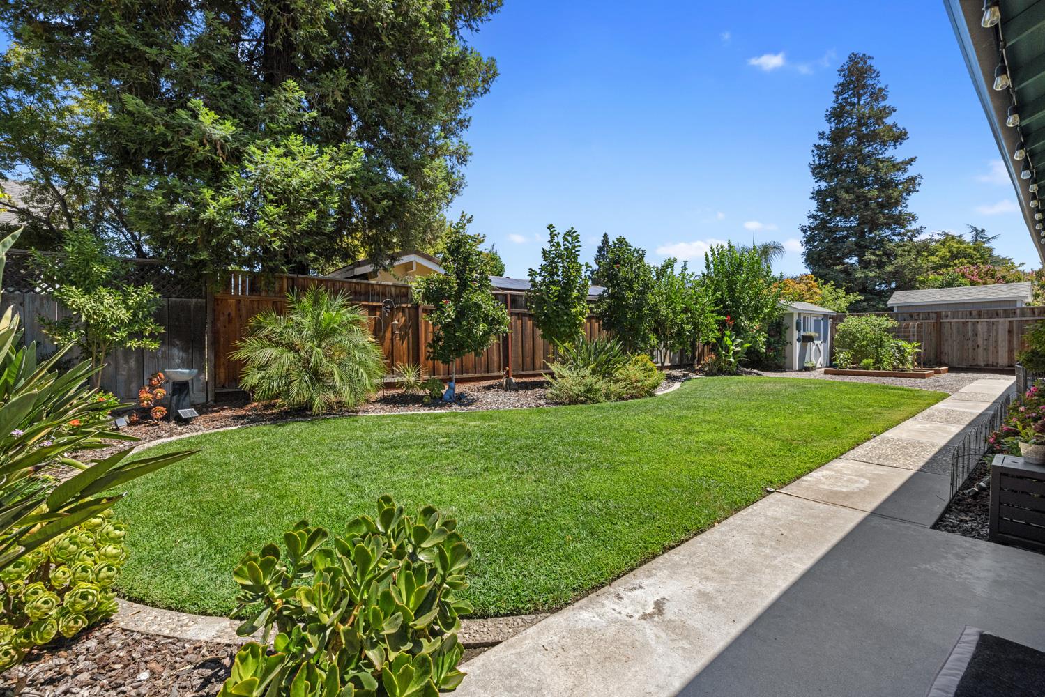 3712 Corte Madera Ave, Modesto, CA 95356