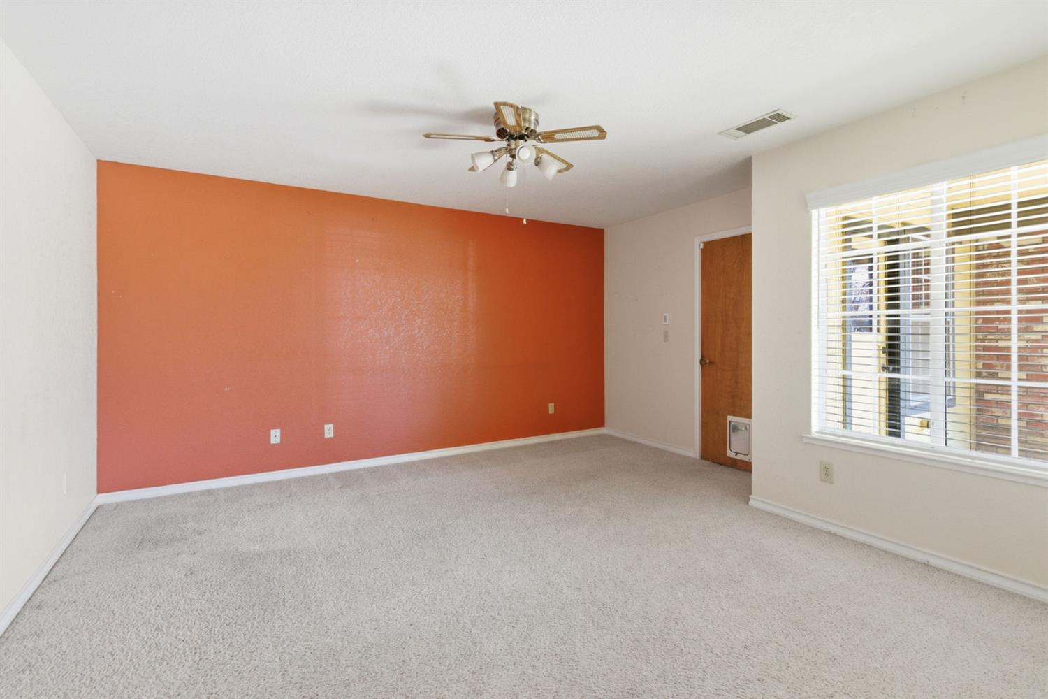 380 Garden Circle Dr, Manteca, CA 95336