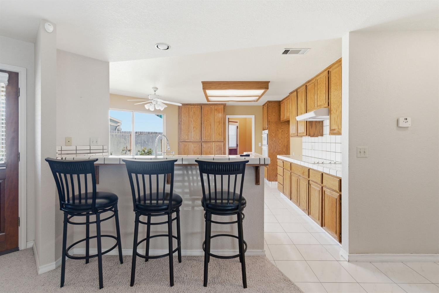 380 Garden Circle Dr, Manteca, CA 95336