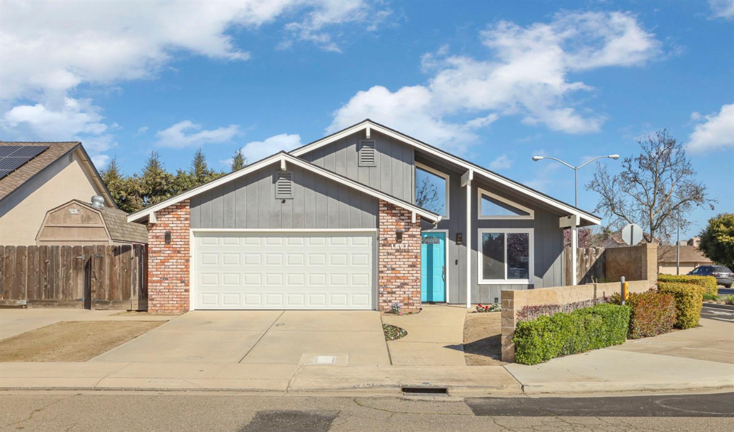 1601 Stanley Dr, Ripon, CA 95366