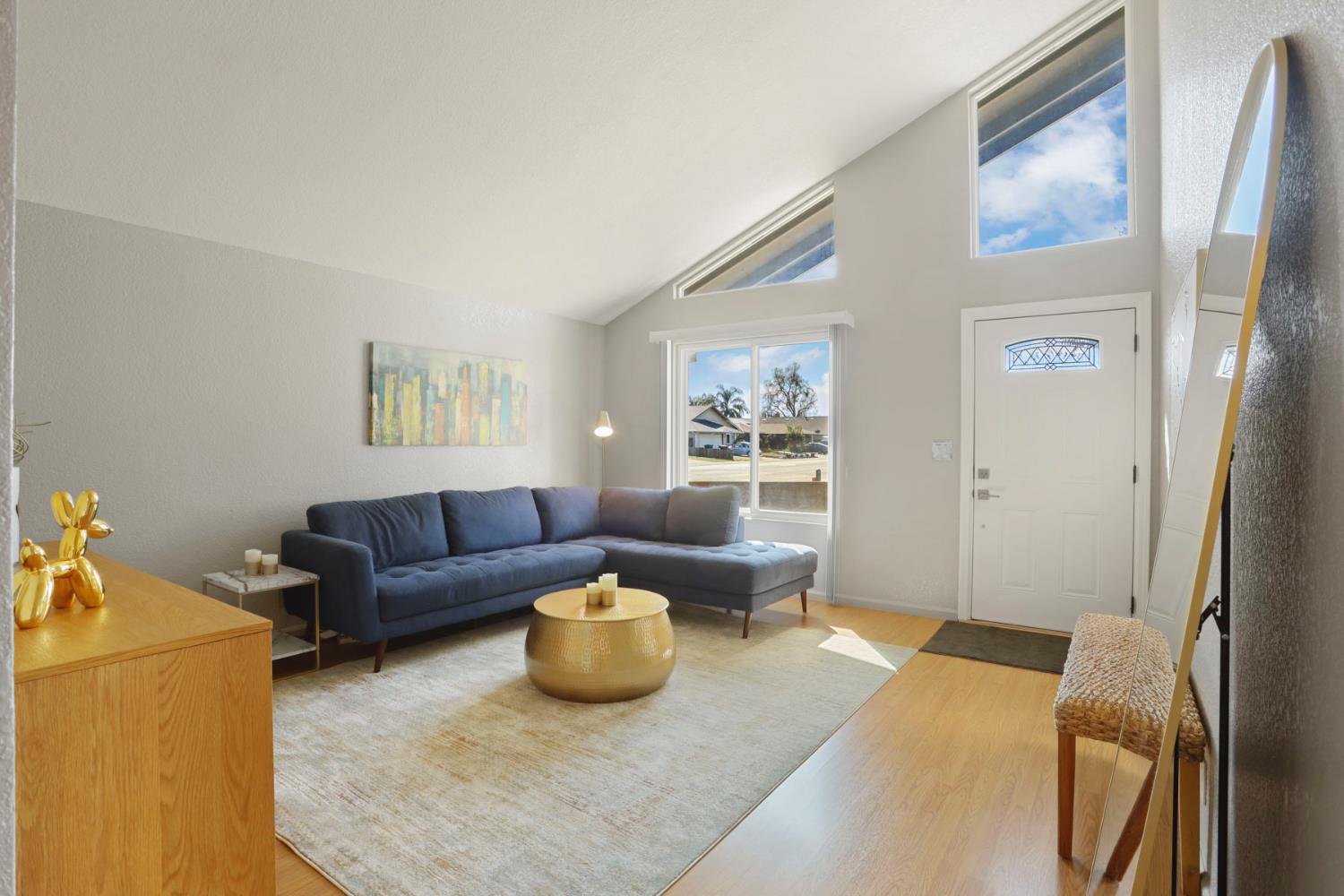 1601 Stanley Dr, Ripon, CA 95366