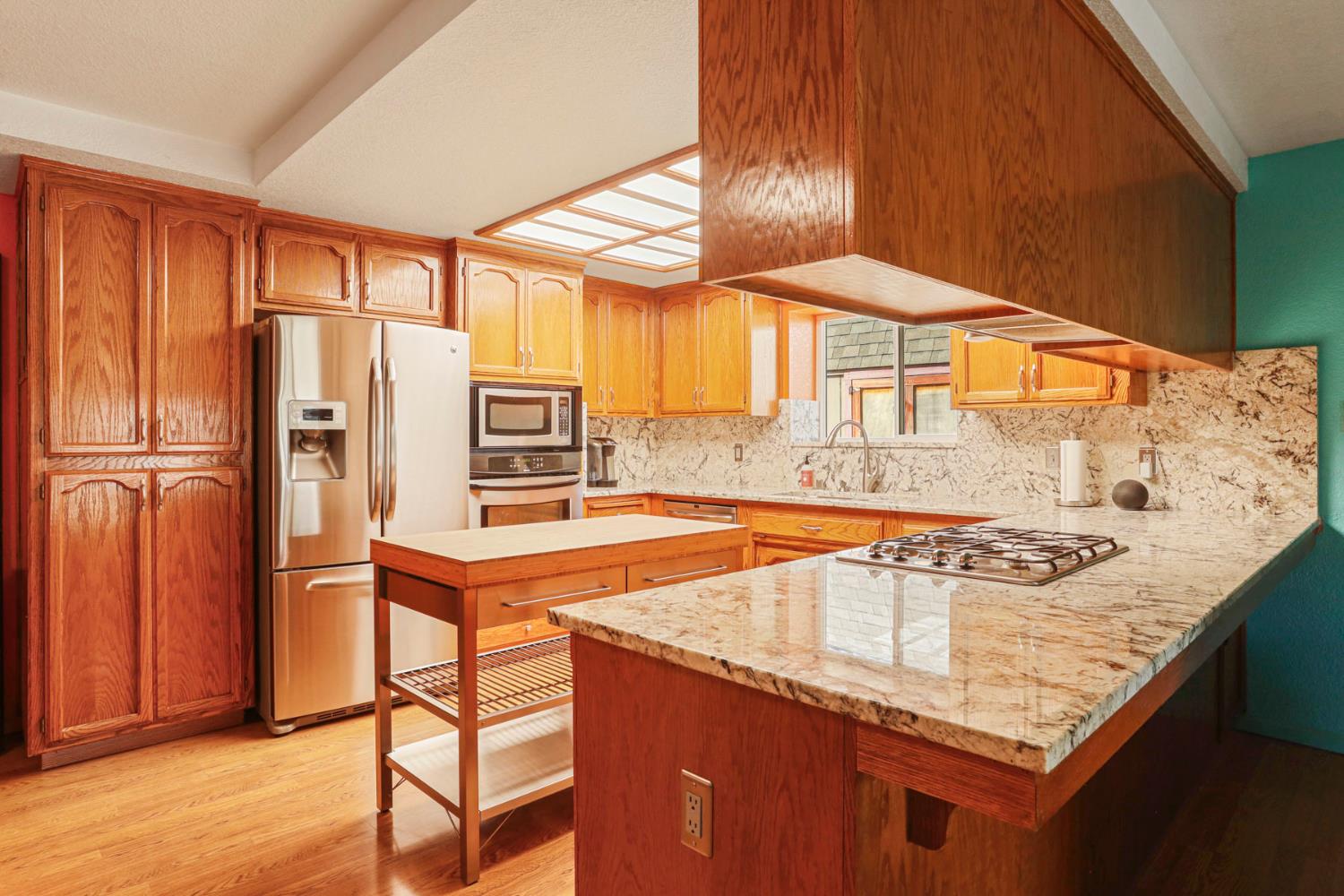 1601 Stanley Dr, Ripon, CA 95366