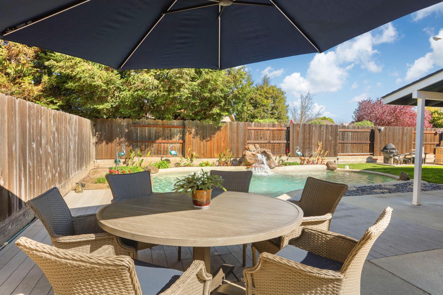 1601 Stanley Dr, Ripon, CA 95366