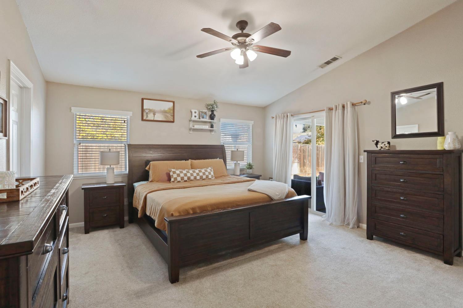 1278 David Dr, Oakdale, CA 95361