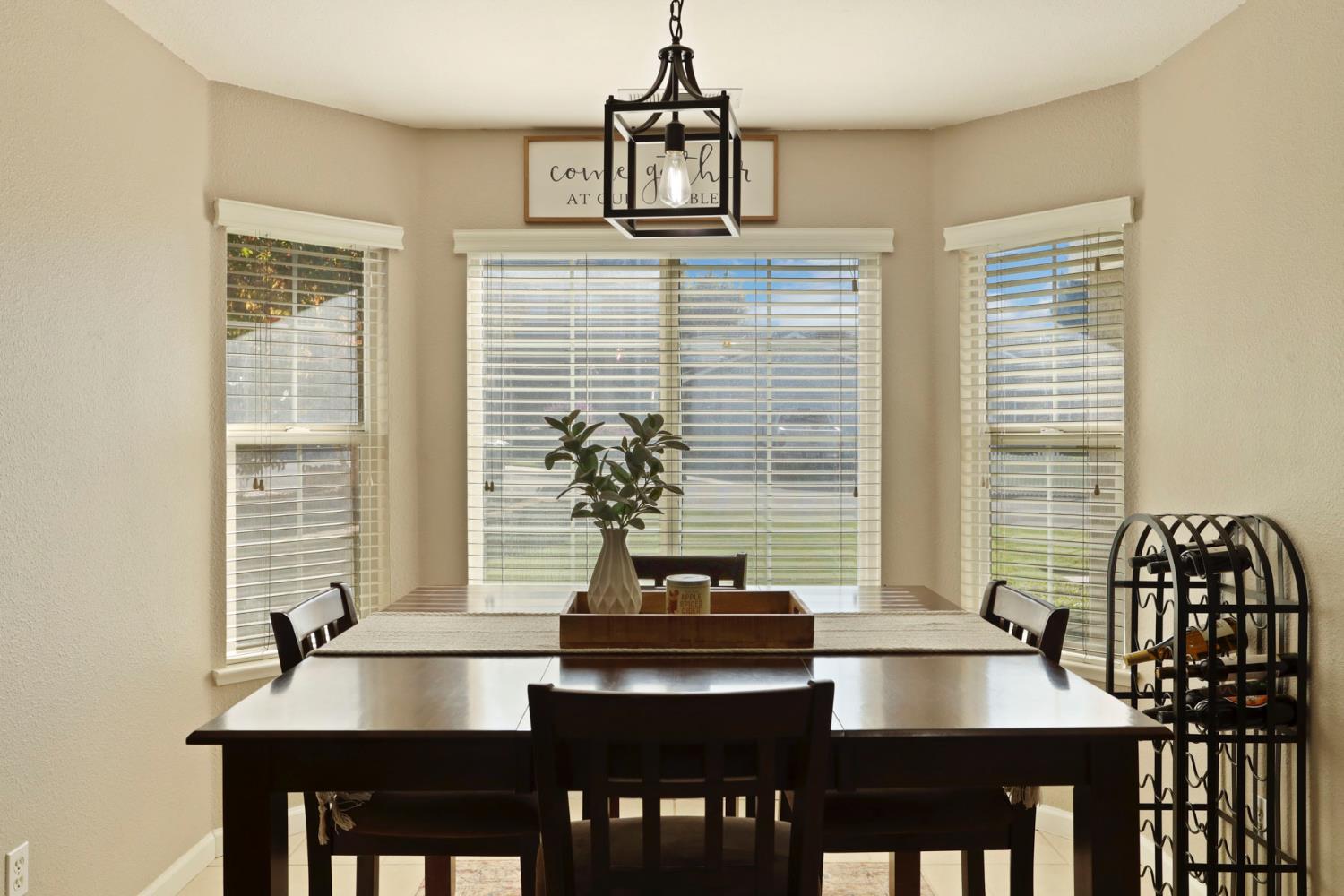 1278 David Dr, Oakdale, CA 95361