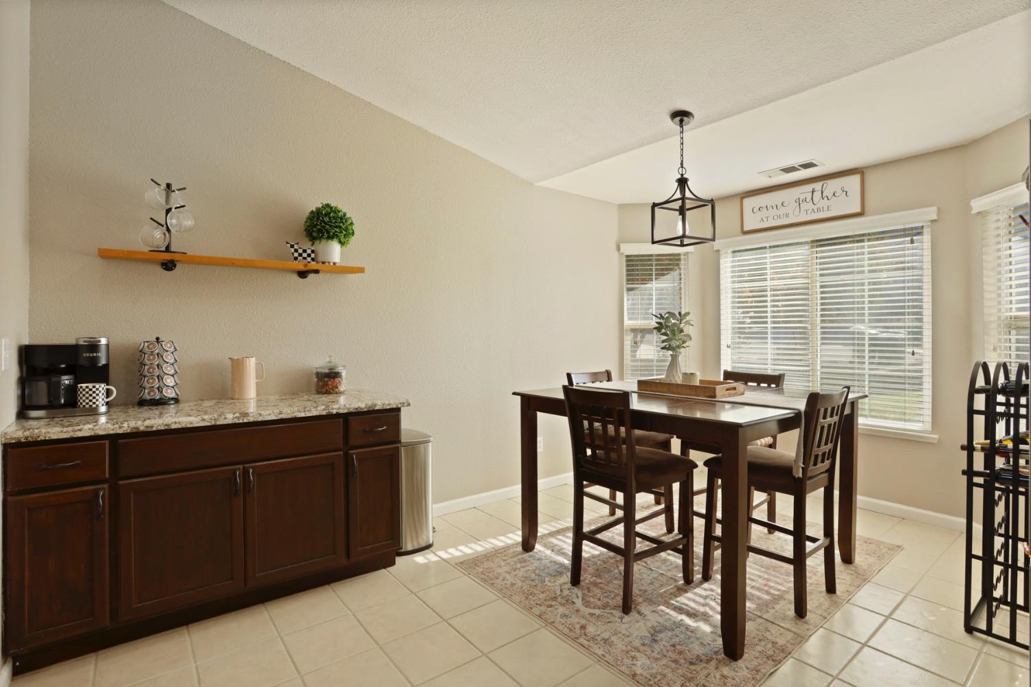 1278 David Dr, Oakdale, CA 95361