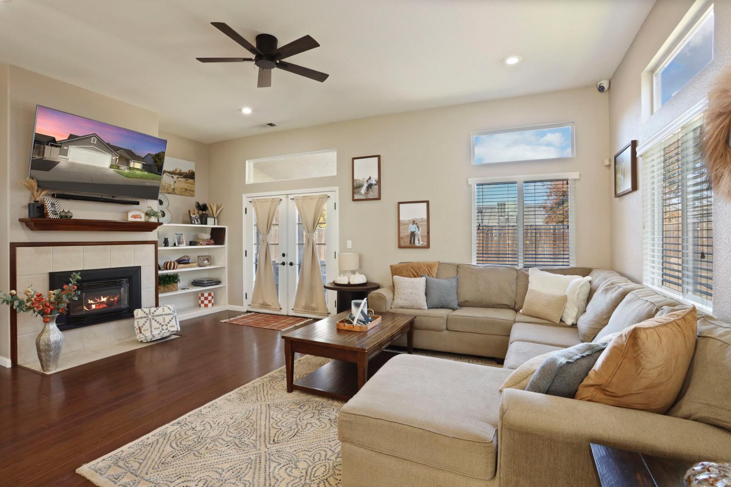 1278 David Dr, Oakdale, CA 95361