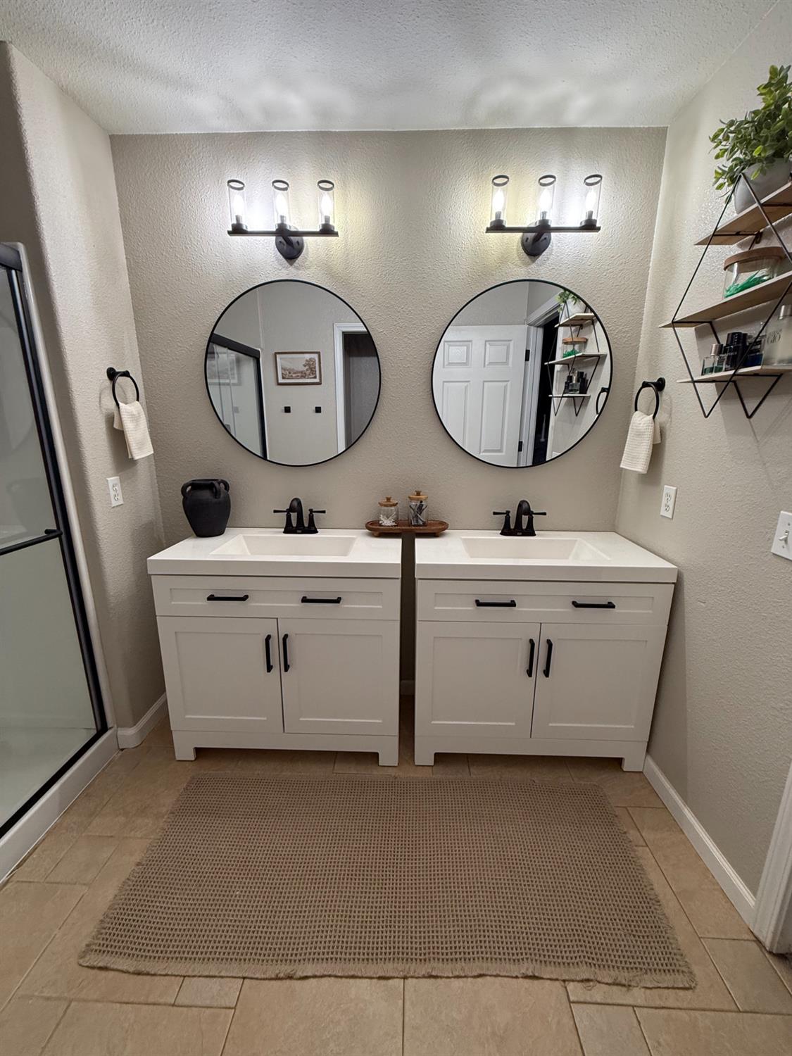 1278 David Dr, Oakdale, CA 95361