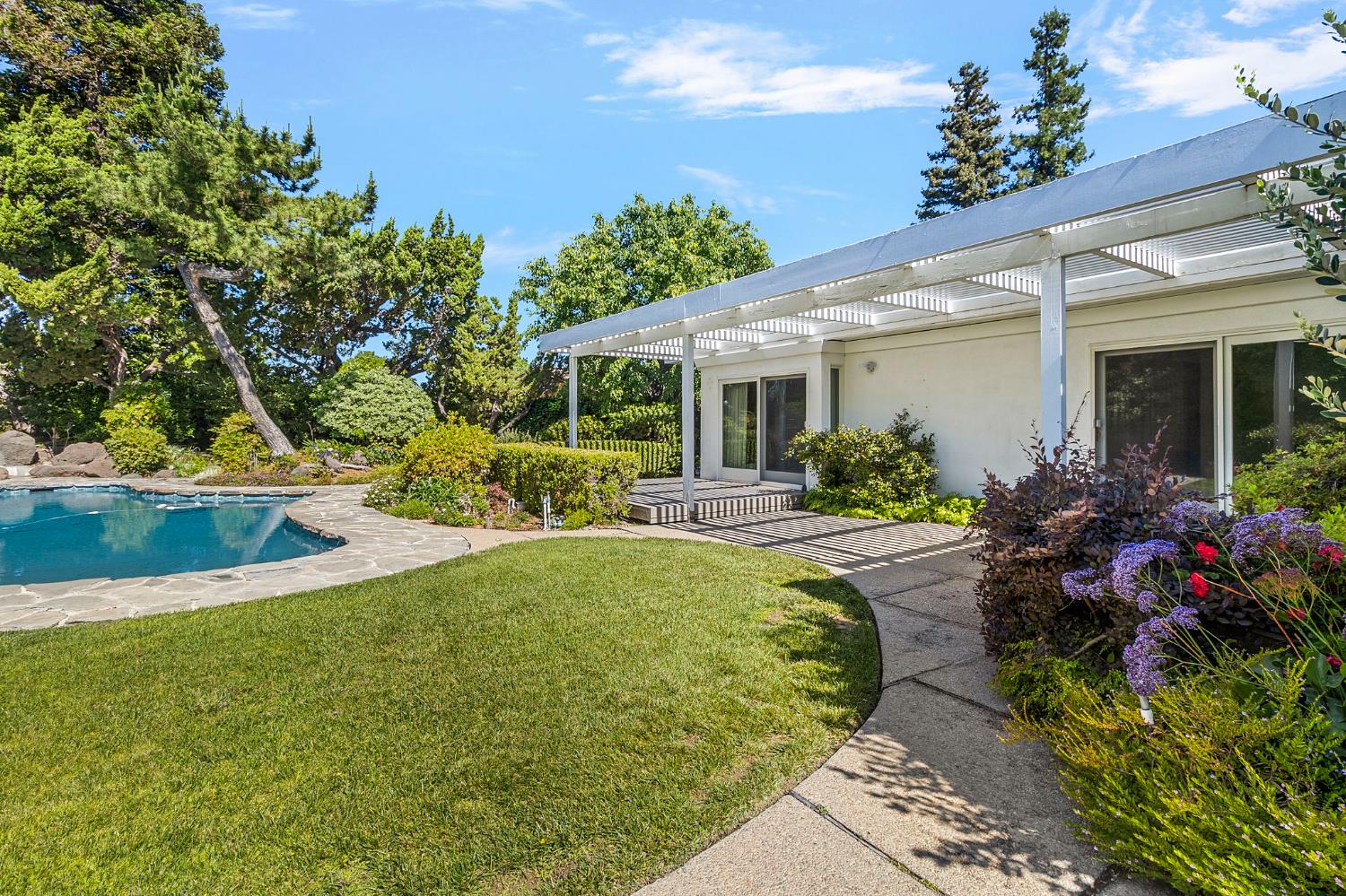 3400 Norwich Ln, Modesto, CA 95350