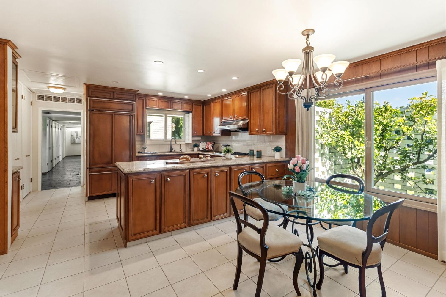 3400 Norwich Ln, Modesto, CA 95350