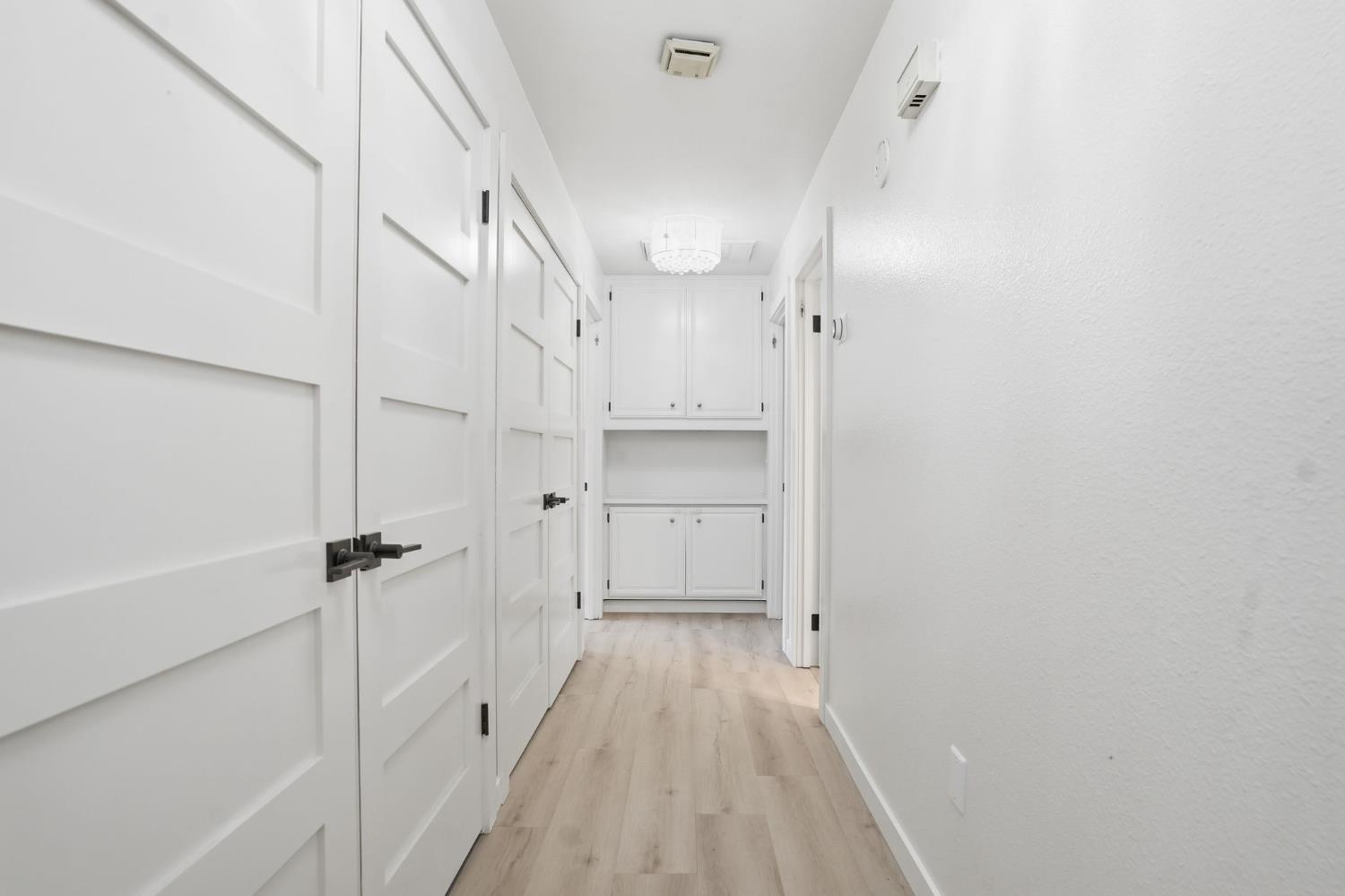 2768 Sherwood Ave #B, Modesto, CA 95350