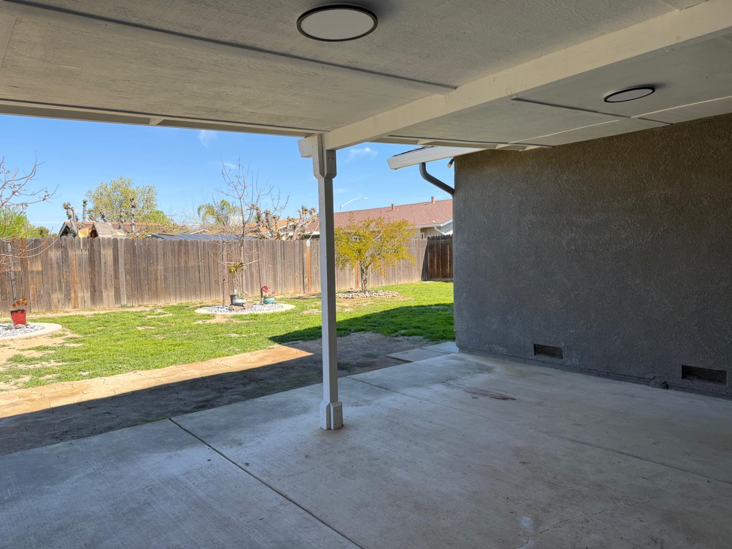 1547 Patchett Dr, Newman, CA 95360