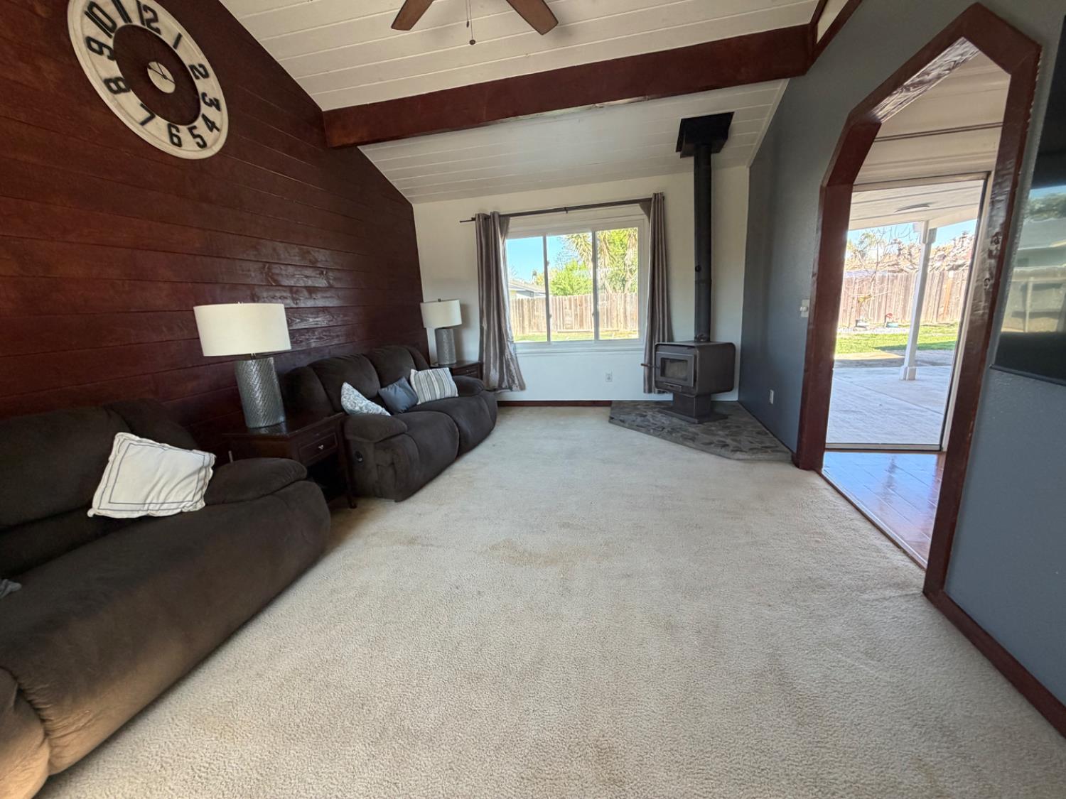 1547 Patchett Dr, Newman, CA 95360