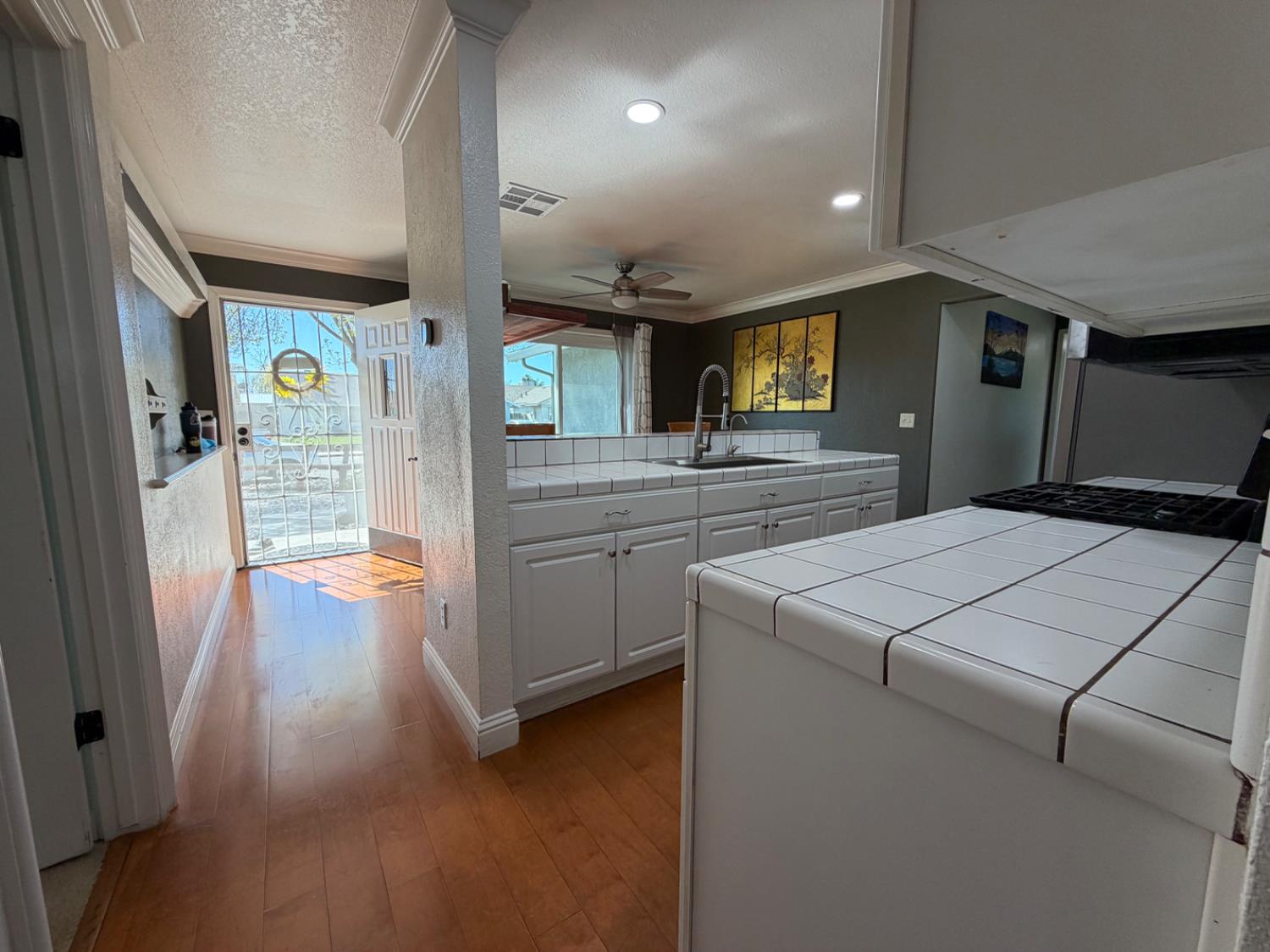 1547 Patchett Dr, Newman, CA 95360