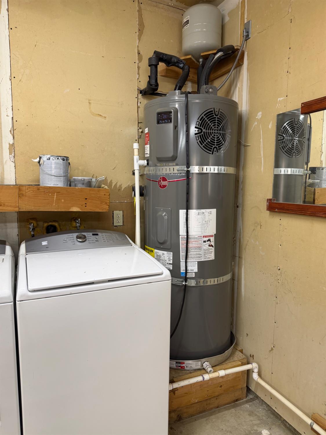 1547 Patchett Dr, Newman, CA 95360