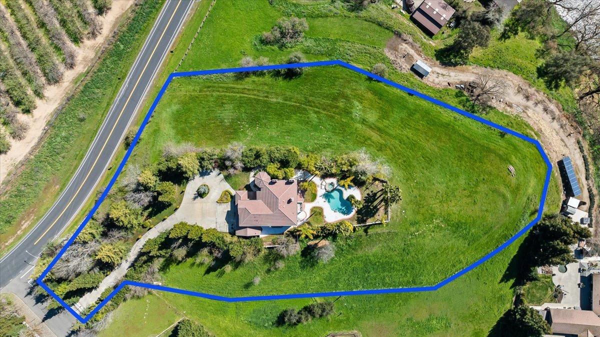 9624 Gray Fox Ct, Oakdale, CA 95361