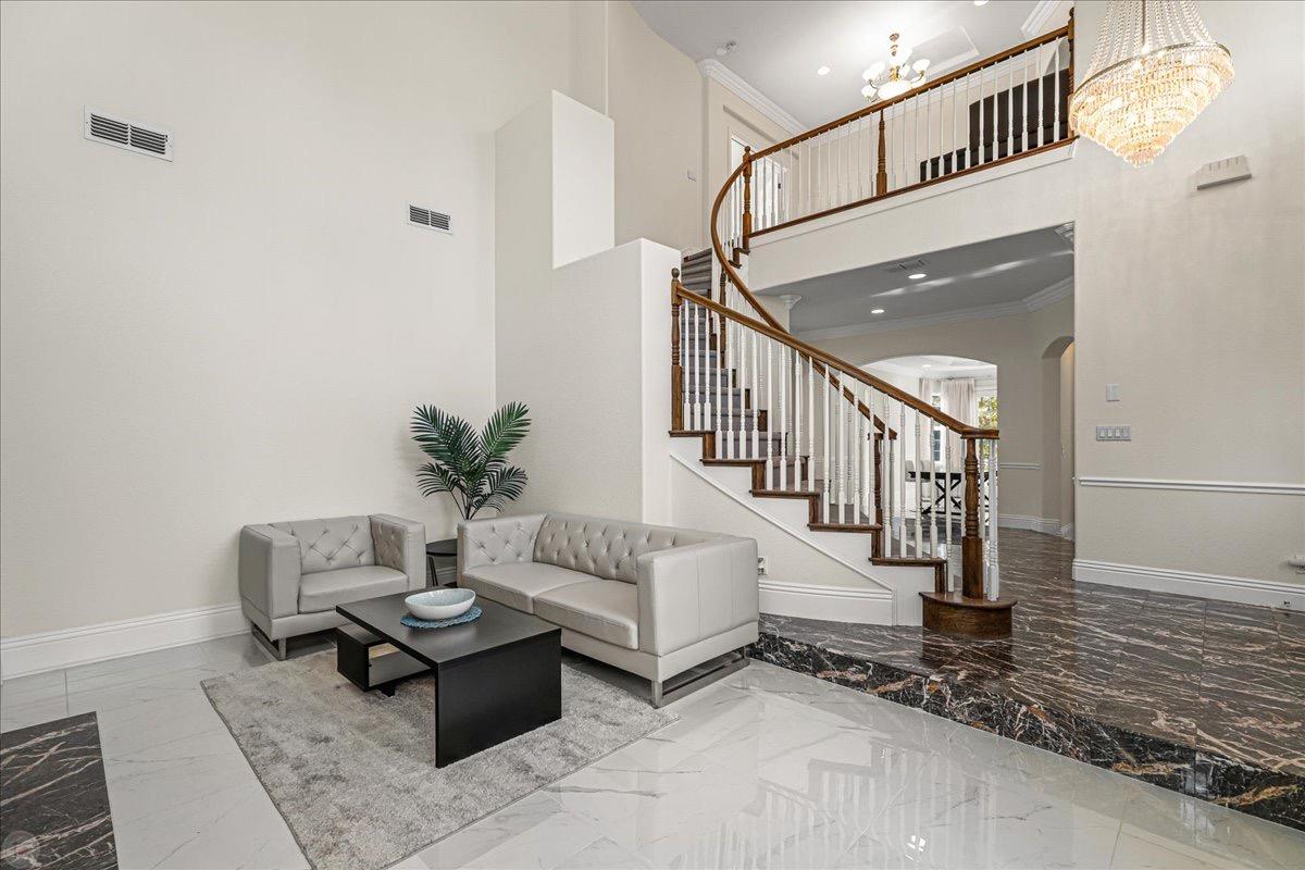 9624 Gray Fox Ct, Oakdale, CA 95361