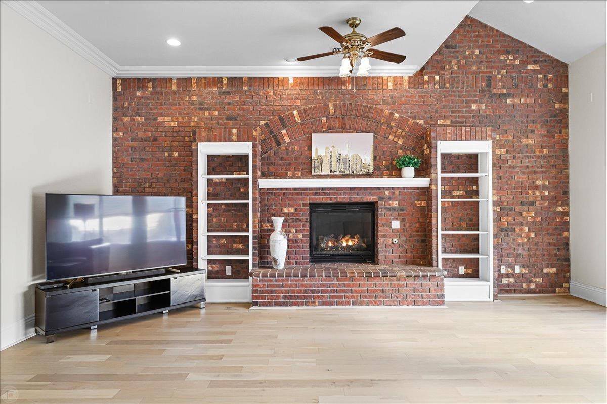 9624 Gray Fox Ct, Oakdale, CA 95361