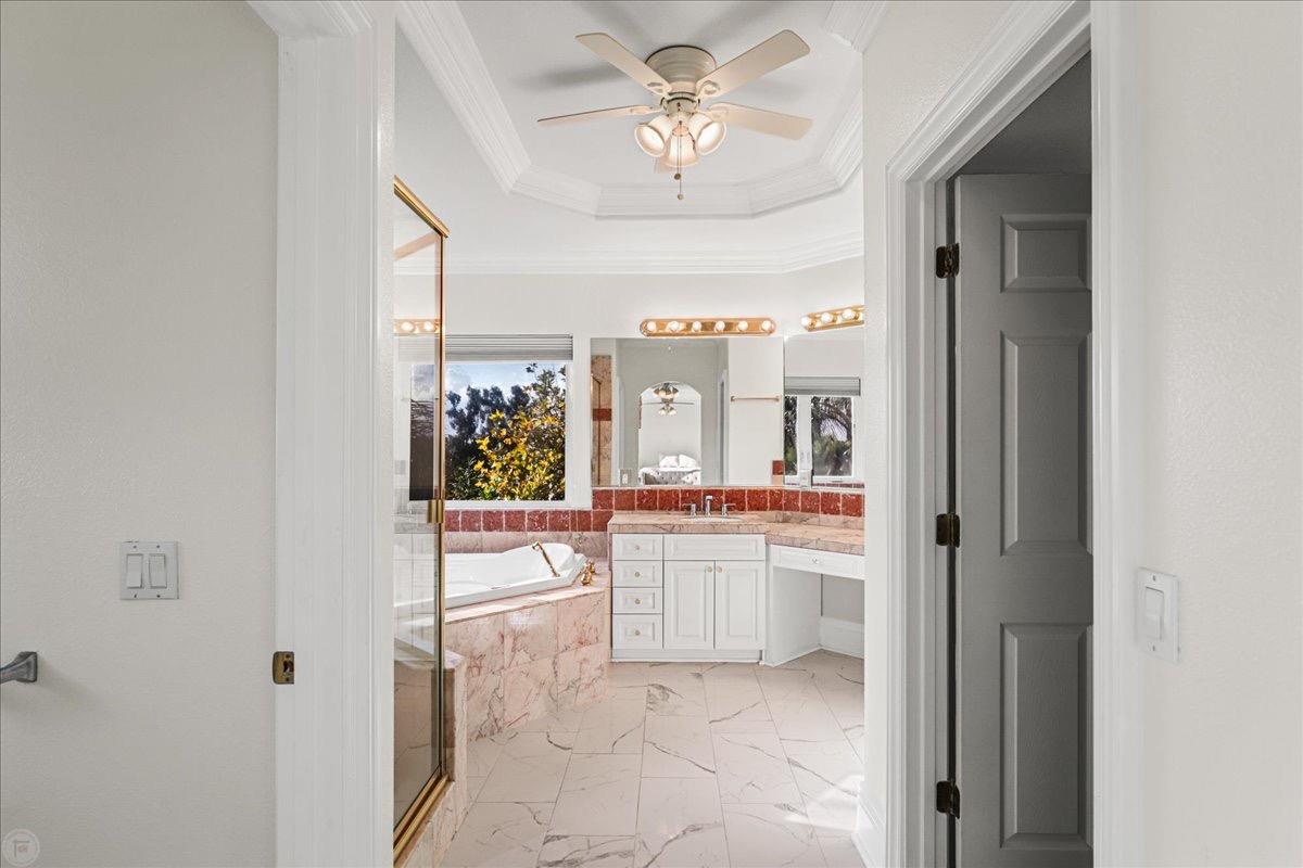 9624 Gray Fox Ct, Oakdale, CA 95361