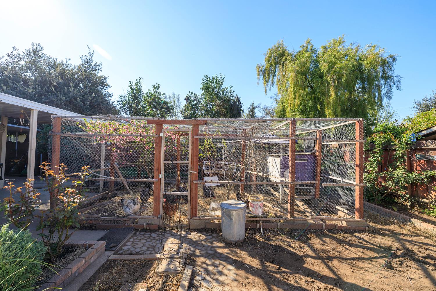 1509 Sandalwood Dr, Modesto, CA 95350