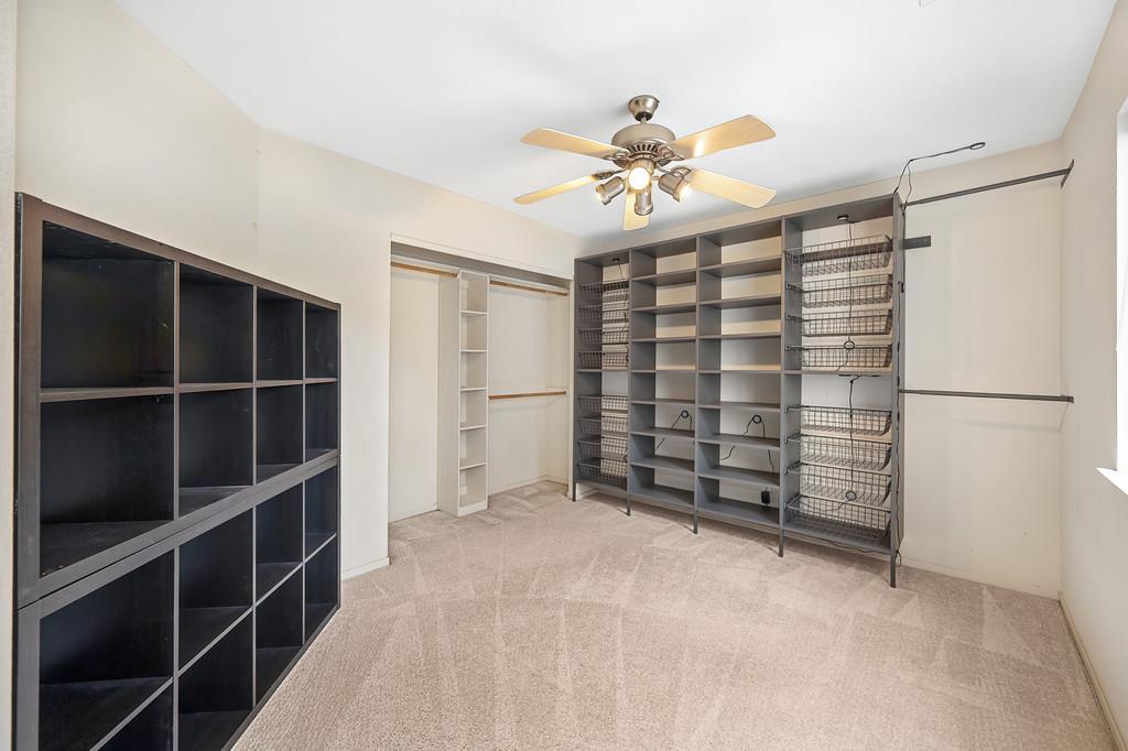 1922 Northgate Dr, Manteca, CA 95336