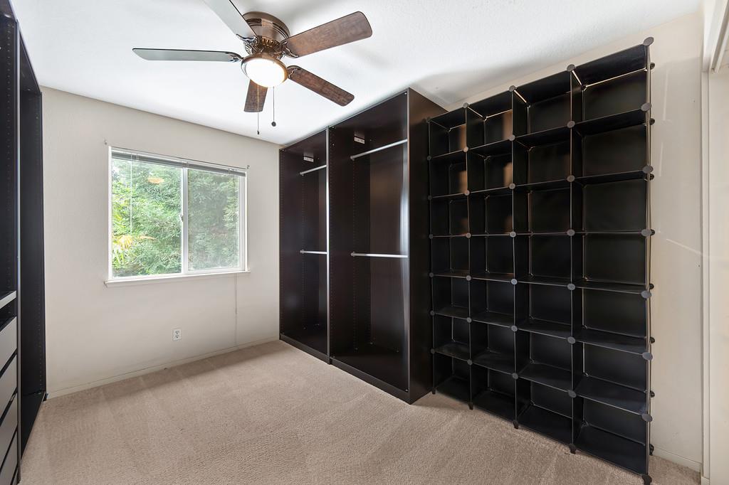 1922 Northgate Dr, Manteca, CA 95336