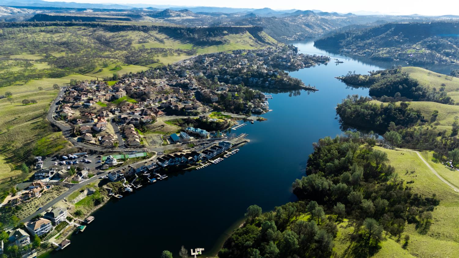 1057 Shoreline Dr, Copperopolis, CA 95228