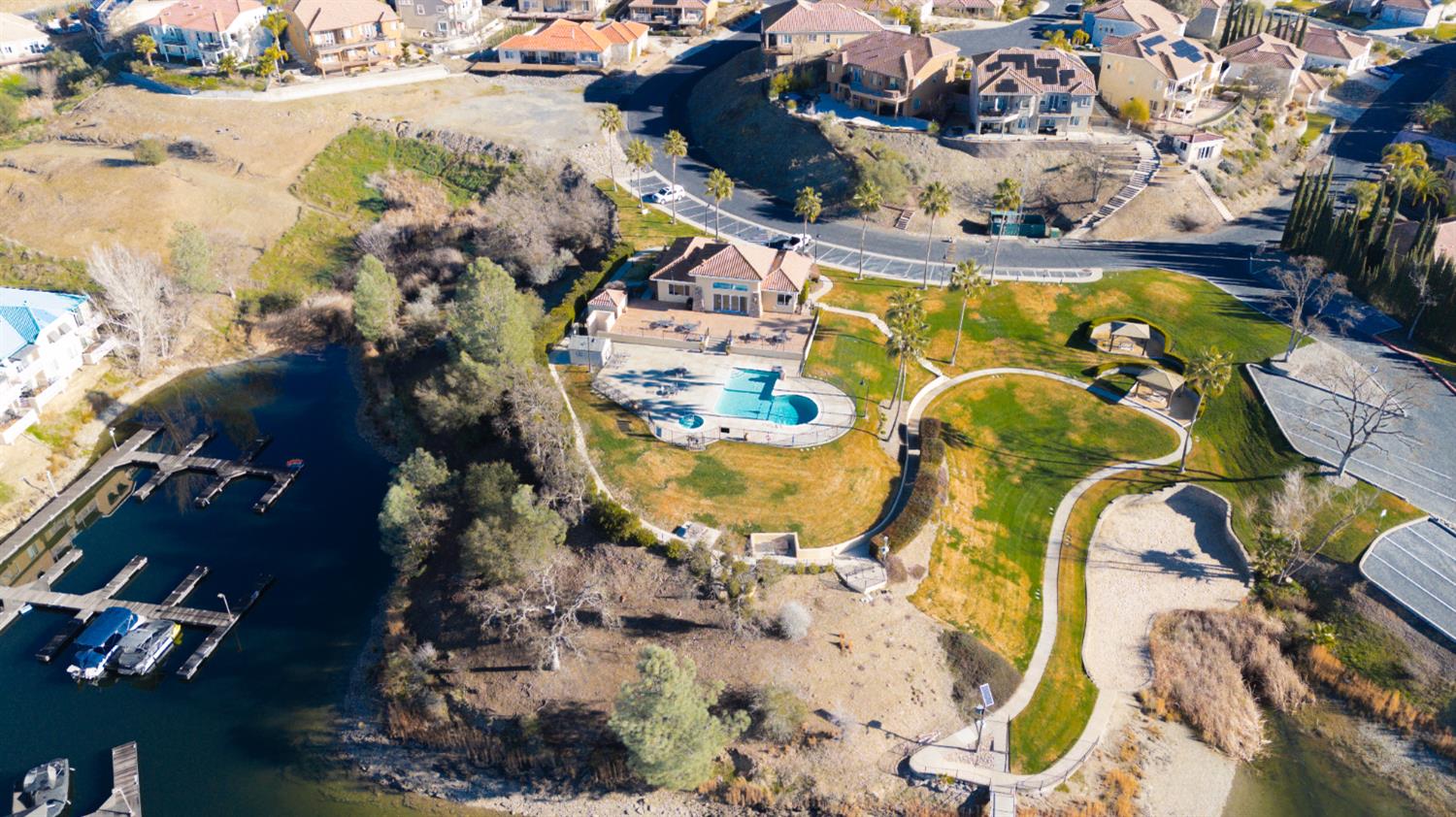 1057 Shoreline Dr, Copperopolis, CA 95228