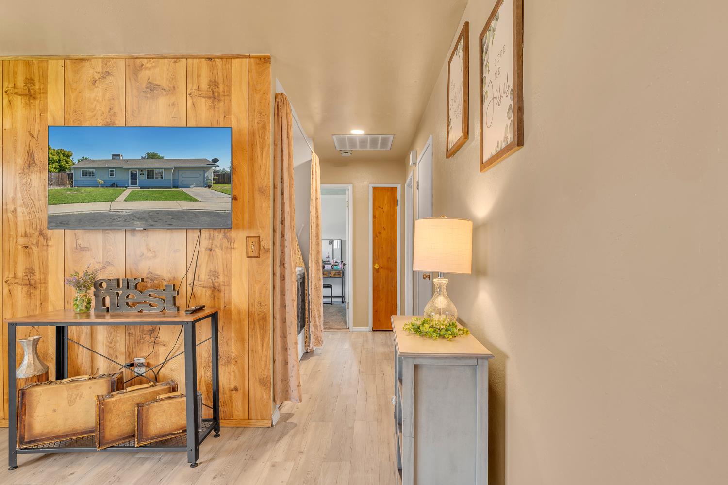 876 Lorenzo St, Hickman, CA 95323