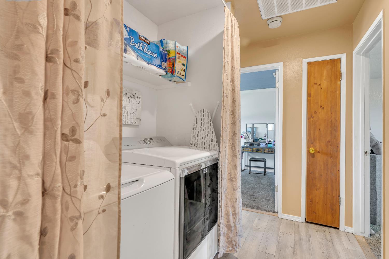 876 Lorenzo St, Hickman, CA 95323