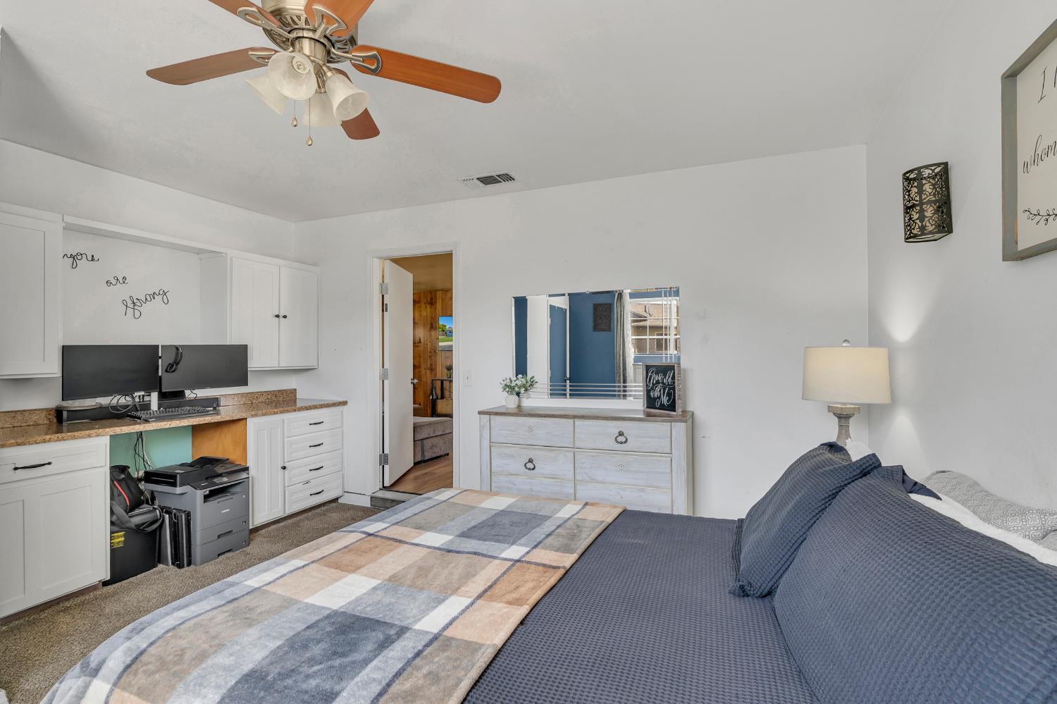 876 Lorenzo St, Hickman, CA 95323