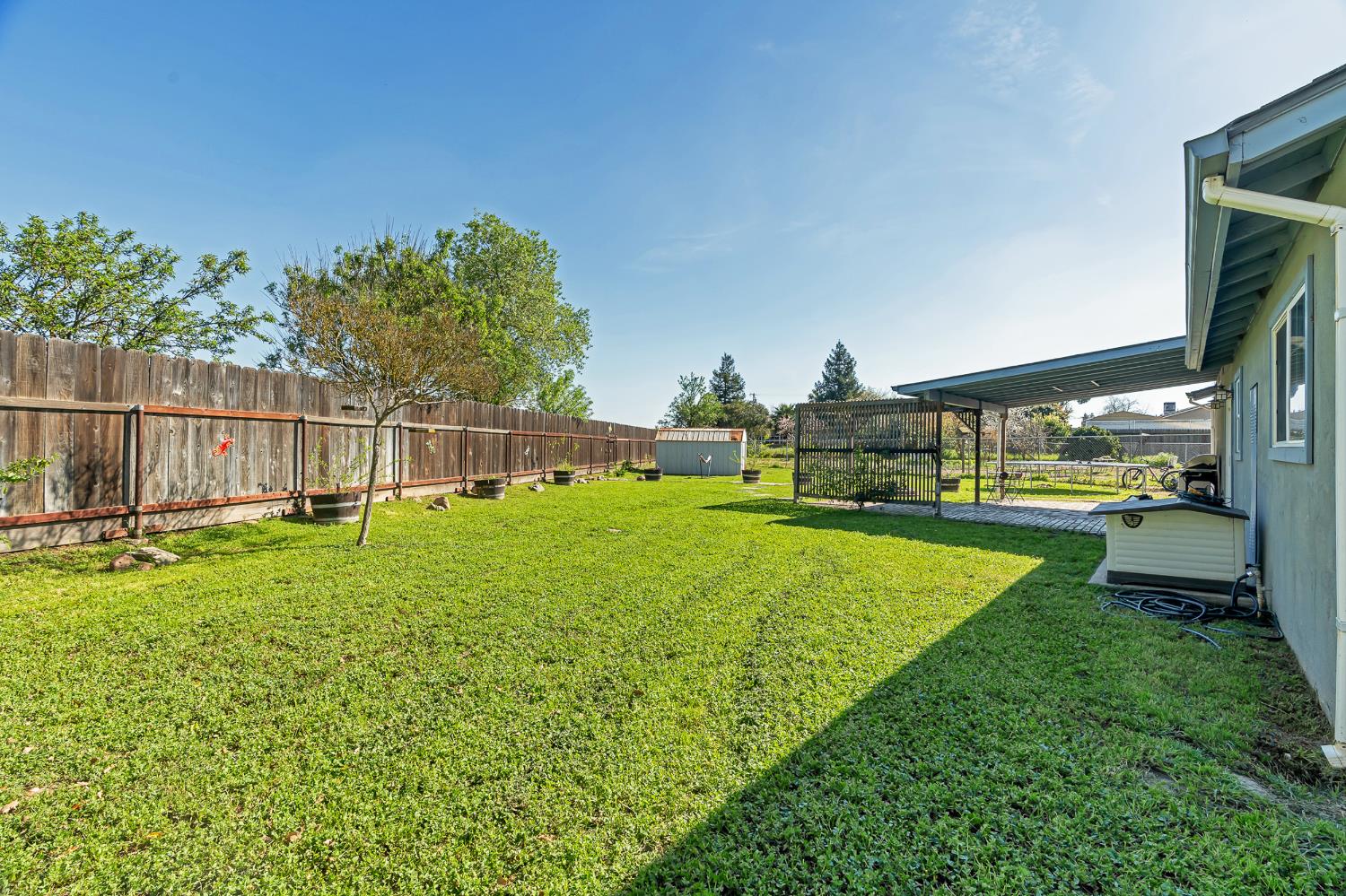 876 Lorenzo St, Hickman, CA 95323