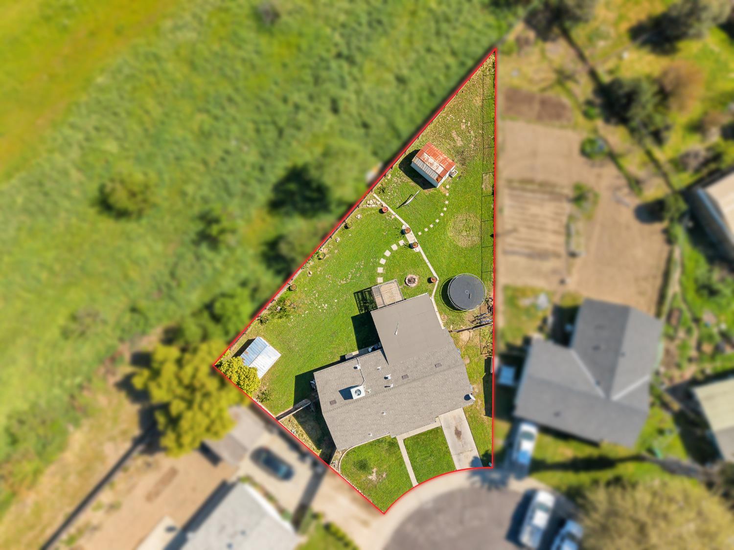 876 Lorenzo St, Hickman, CA 95323